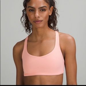 - Lululemon pink bra size 6
